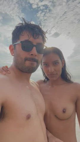 beach couple nude clip
