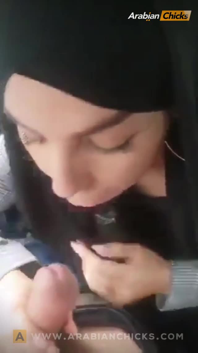 Muslim Girl in Car Sucking Cock! ???