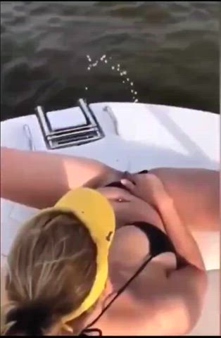 boat pee peeing clip