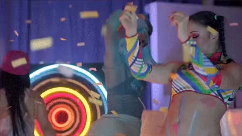 Major Lazer's 'Bubble Butt' Music Video (3)