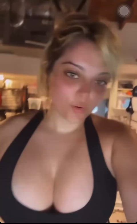 bebe rexha big tits bouncing tits tits clip