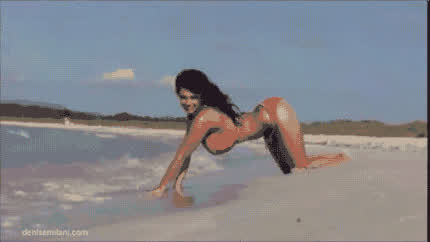 Beach Big Tits Brunette clip