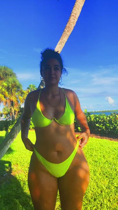 Big Ass Cuban Latina clip
