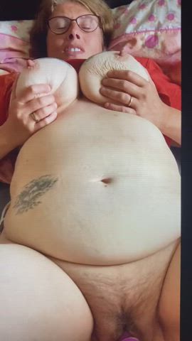 Big Tits GIF by louisejxxxx