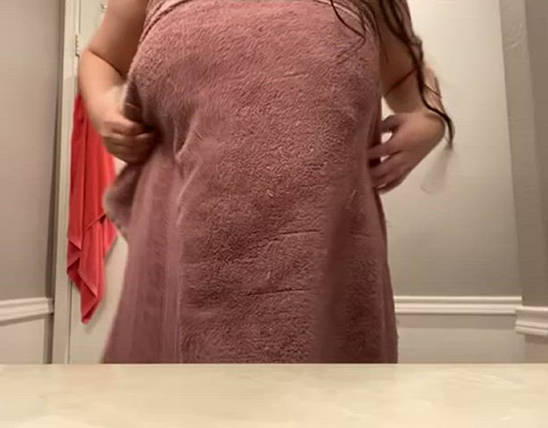 Day two of my titty flash/drop journey