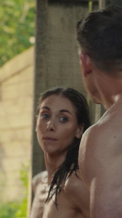 Alison Brie - Freelance (2023), cropped