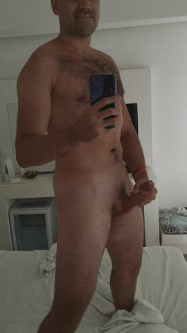 Horny in my hotel room. Hoping to bump into you on my way to the beach.