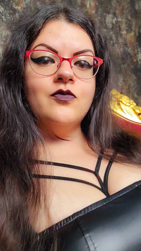 Your devious deliciously curvy domme is here! Let's[CAM] [AUD] [SEXT], [DOM],[RATE]