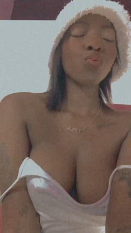 big tits boobs colombian ebony kiss latina clip