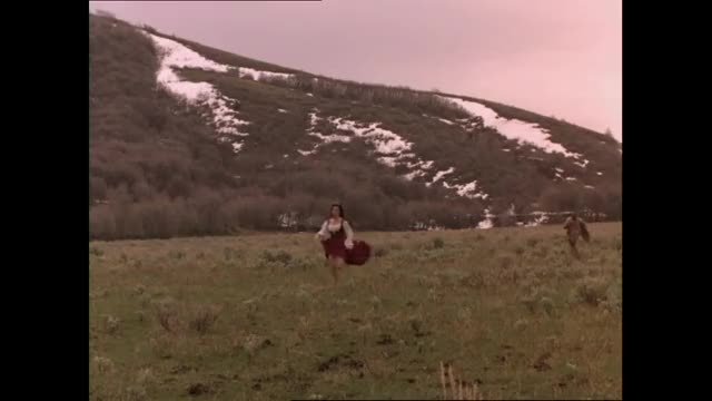 Yasmine Bleeth - Heaven or Vegas (1998) - opening scenes of film, in old-timey dress