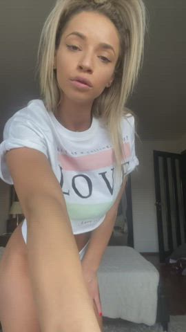 ?Hii? ?20 y/o? ?blonde naughty girl ?whos want to get punished? ?JOI ? ANAL?Toys