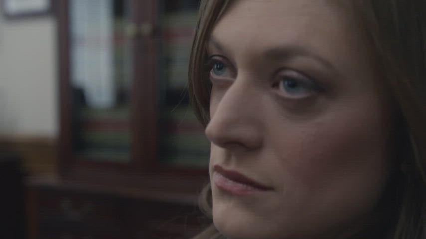 Marin Ireland at the office in Boss S02E07 (2012)