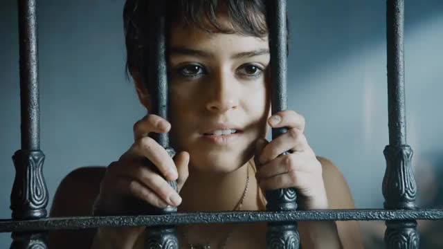 Rosabell Laurenti-Sellers - Game of Thrones - Frontal