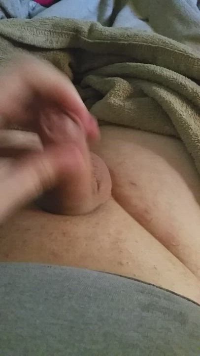 Jerk Off Shaved Solo clip