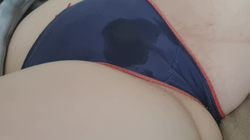 Teasing over these wet panties 💦