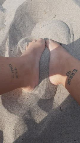 beach feet fetish clip