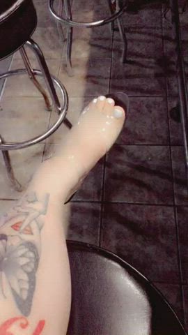 feet feet fetish heels high heels milf selfie stripper toes white girl clip