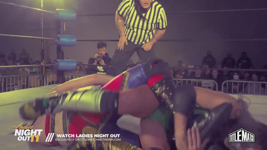 thunder rosa getting that tight body stretched