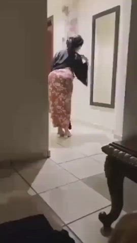 amateur arab big ass homemade spanking clip