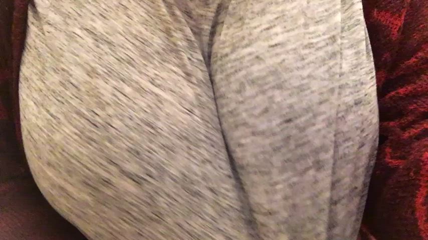 Do you like em natural GIF by scarlettswallowz