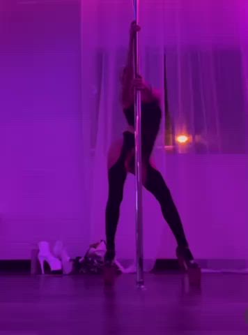 ass pole dance sex clip