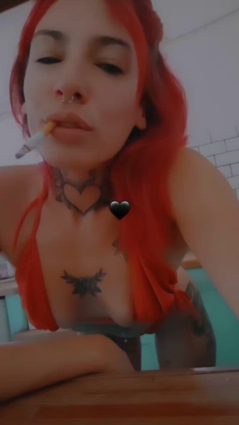 👙🚬