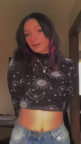 who wants to cum for this psycho, hair-dying, emo slut? dm if ur tribbing, no nude.