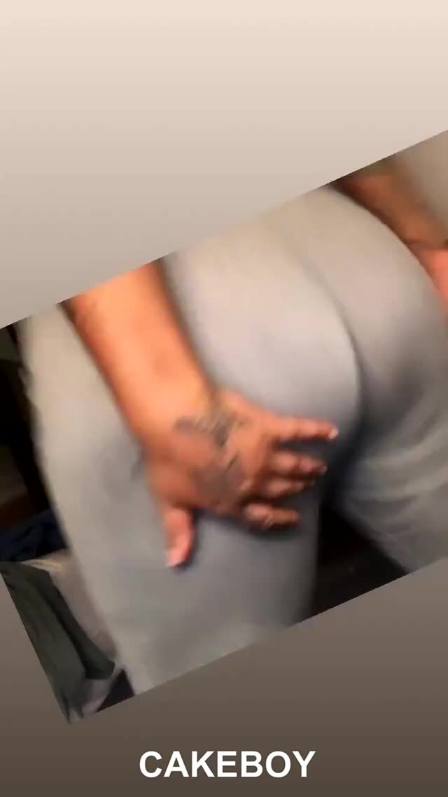 DM FOR PROMO - The way @DaeMonayy shakes that ass and her pussy so fat