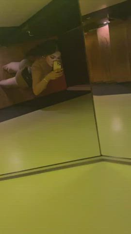 Amateur Asian Twerking clip