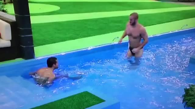 Austin Armacost VS James Hill SKINNY DIPPING