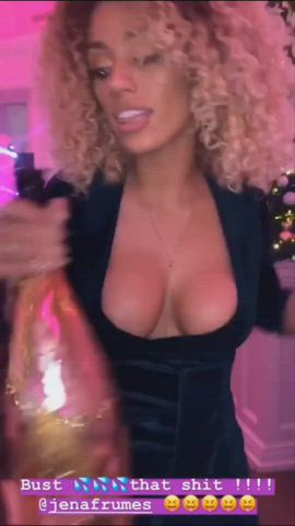 african afro dancing ebony funny porn nipples sensual sideboob slow motion clip