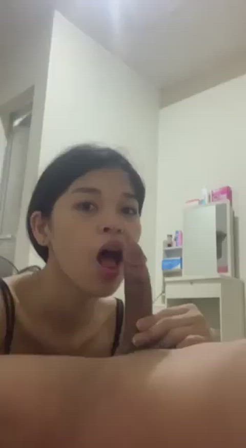 amateur blowjob petite pinay clip