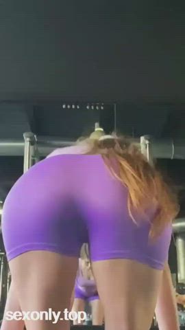 amateur ass booty camgirl gym long hair onlyfans sport yoga pants clip