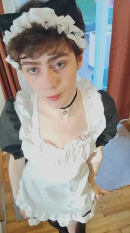 maid pale short hair small tits clip