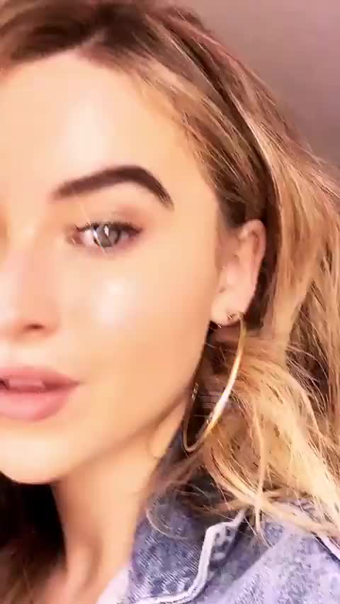 Sabrina Carpenter