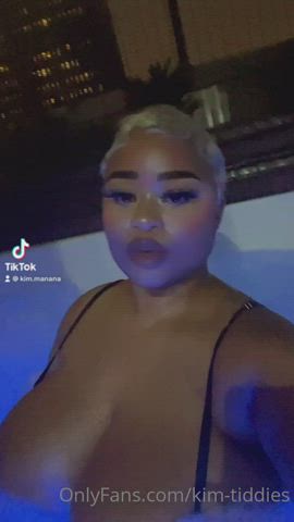 big tits boobs busty huge tits pool clip