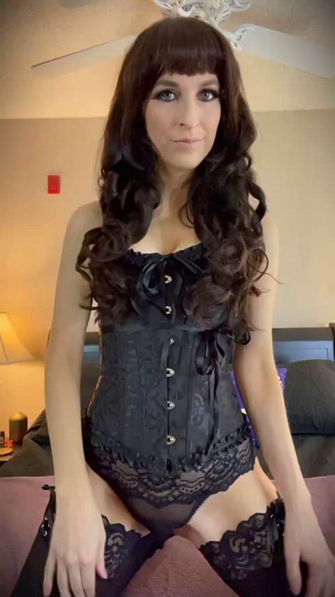 babe brunette corset cute lingerie onlyfans petite clip