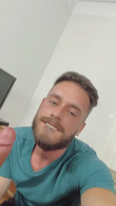 The perfect porn a sexy man sucking a big dick