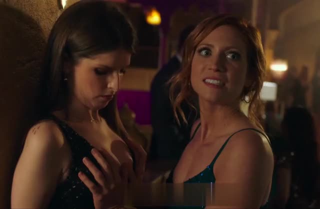 Anna Kendrick and Brittany Snow