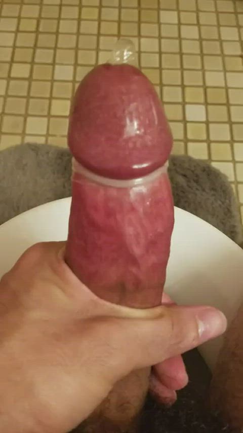 amateur big dick condom cum cumshot masturbating clip