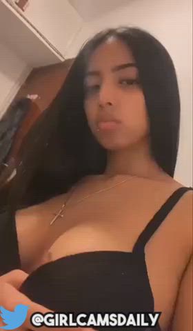 18 years old amateur big tits latina onlyfans teen tiktok titty drop clip