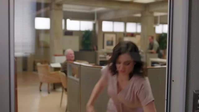 Rachel Bloom - Crazy Ex-Girlfriend S03E10