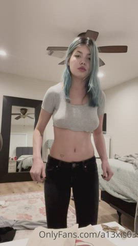 18 Years Old Alt Amateur Bouncing Tits Emo Homemade OnlyFans Teen Titty Drop clip