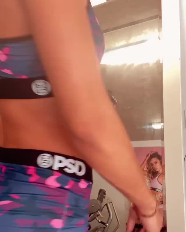 Sommer Ray Workout