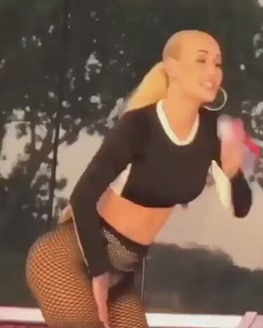 Big Ass Blonde Bubble Butt Celebrity Iggy Azalea Twerking White Girl clip