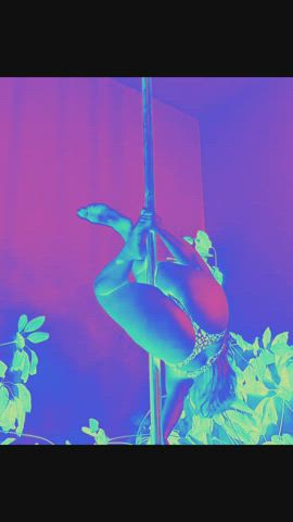 Pole dance and fun with filters
