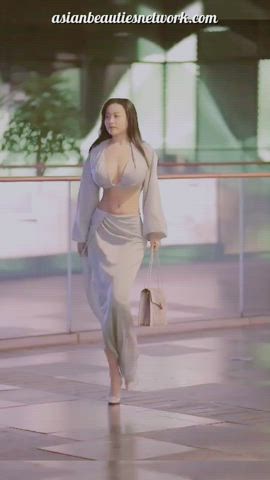 babe big tits busty chinese cute korean tits clip