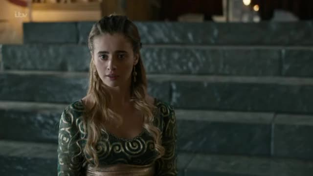Holly Earl - Beowulf Ep 12