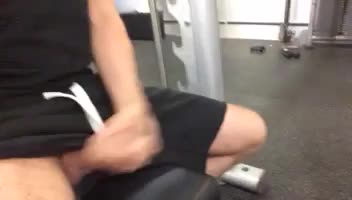 Jerk and Cum in the gym