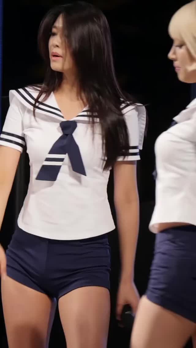 AOA Seolhyun Cute Ass